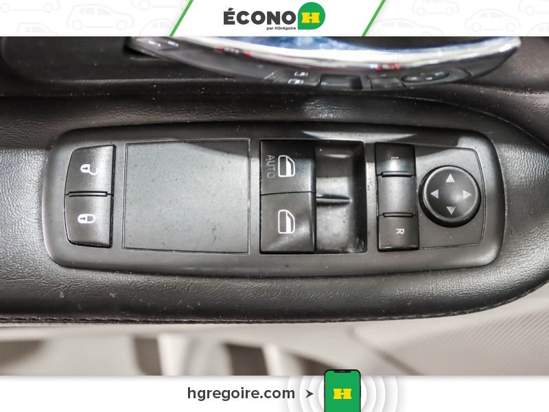 Dodge GR Caravan 2016 Gris Blainville - photo #16