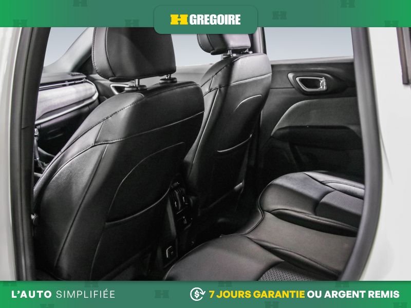 Jeep Compass 2025 Blanc Laval - photo #21