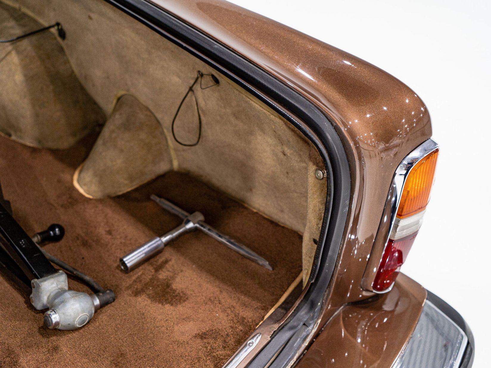 Rolls Royce Silver Shadow Project car **PRIX EN USD** 1974 Brun Montréal - photo #101