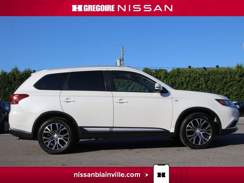 2018 Mitsubishi Outlander White Laval - photo #10