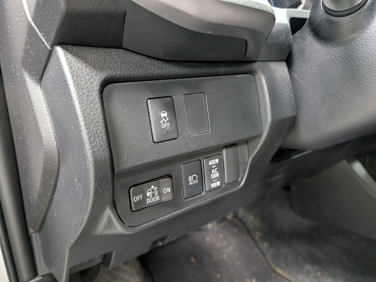 2023 Toyota Tacoma 3TYDZ5BN1PT031590 White Sherbrooke - photo #10