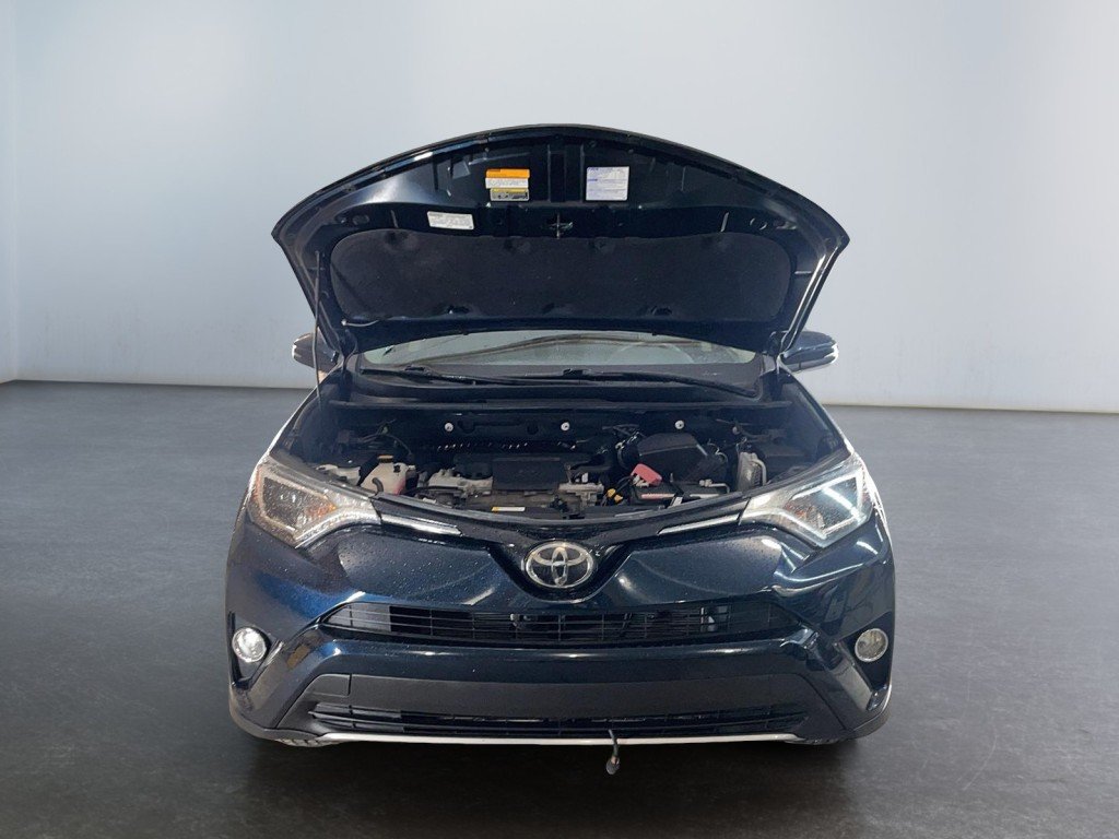 Toyota RAV4 AWD XLE 2018 Noir Rouyn-Noranda - photo #26