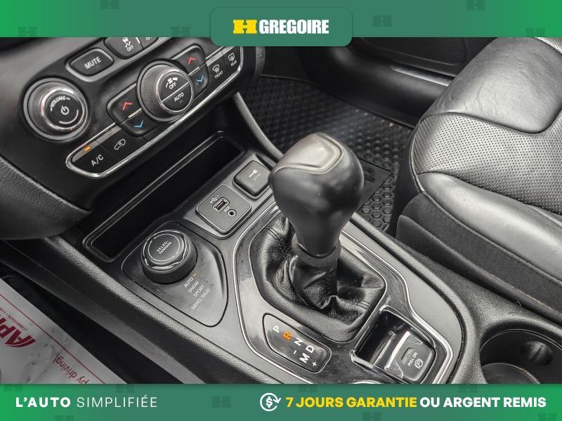 2019 Jeep Cherokee Red Saint-Eustache - photo #18