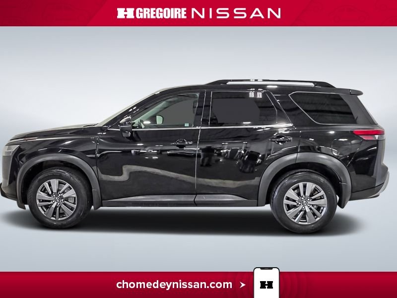 2022 Nissan Pathfinder Black Laval - photo #4
