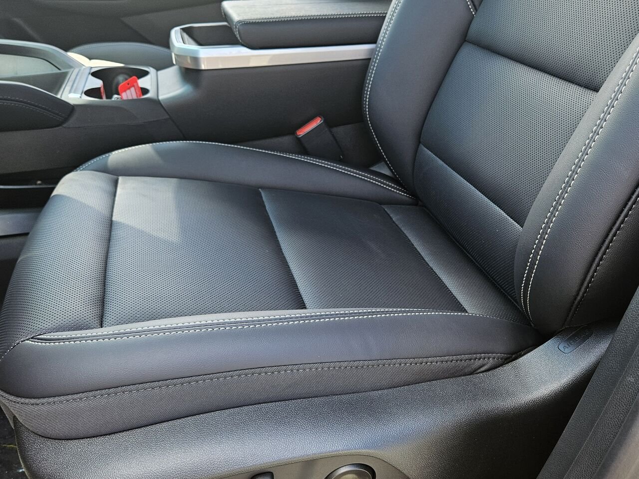 2027 GMC Terrain Élévation 4 portes TI Sterling Metallic Thetford Mines - photo #11