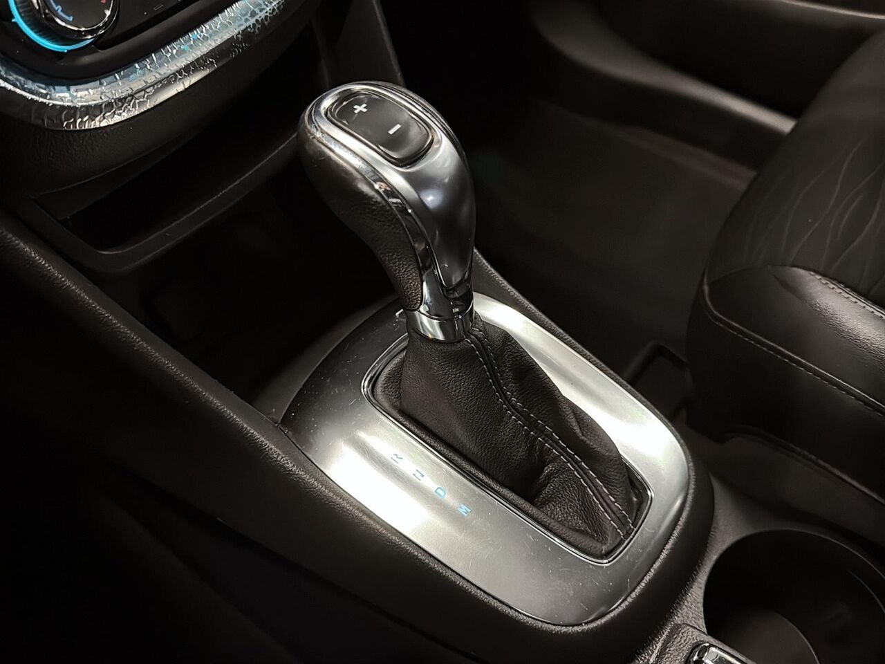 2016 BUICK ENCORE AWD Silver Saint-Hyacinthe - photo #14