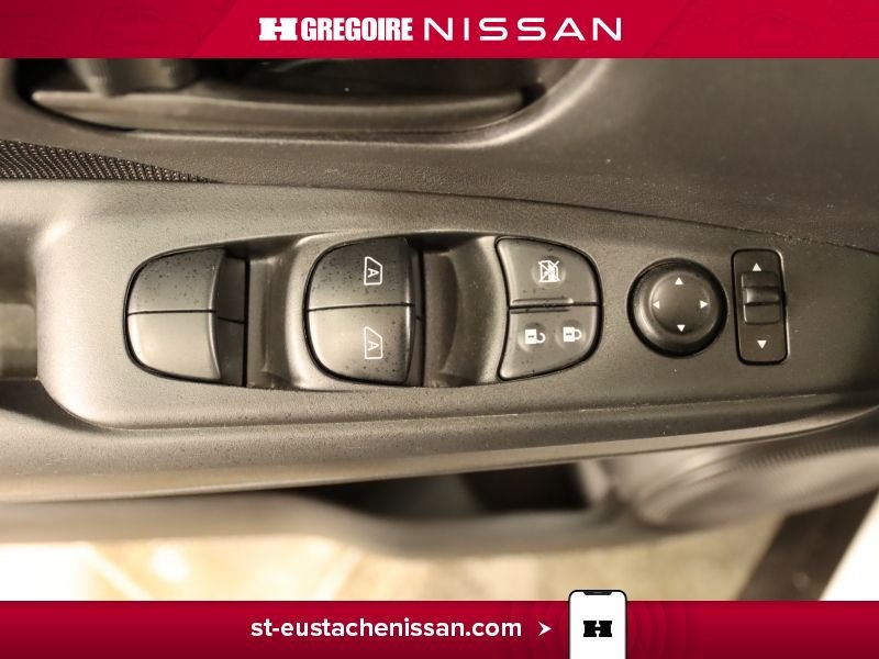 Nissan Kicks SE4578 | S APPLE CAREPLAY AR CLIMATISER A PARTIR 2.99% 2024 Blanc Laval - photo #33