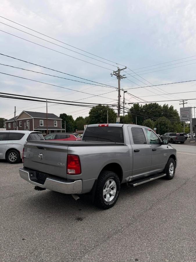 RAM 1500 Classic 2022 Gris Lac Mégantic - photo #6