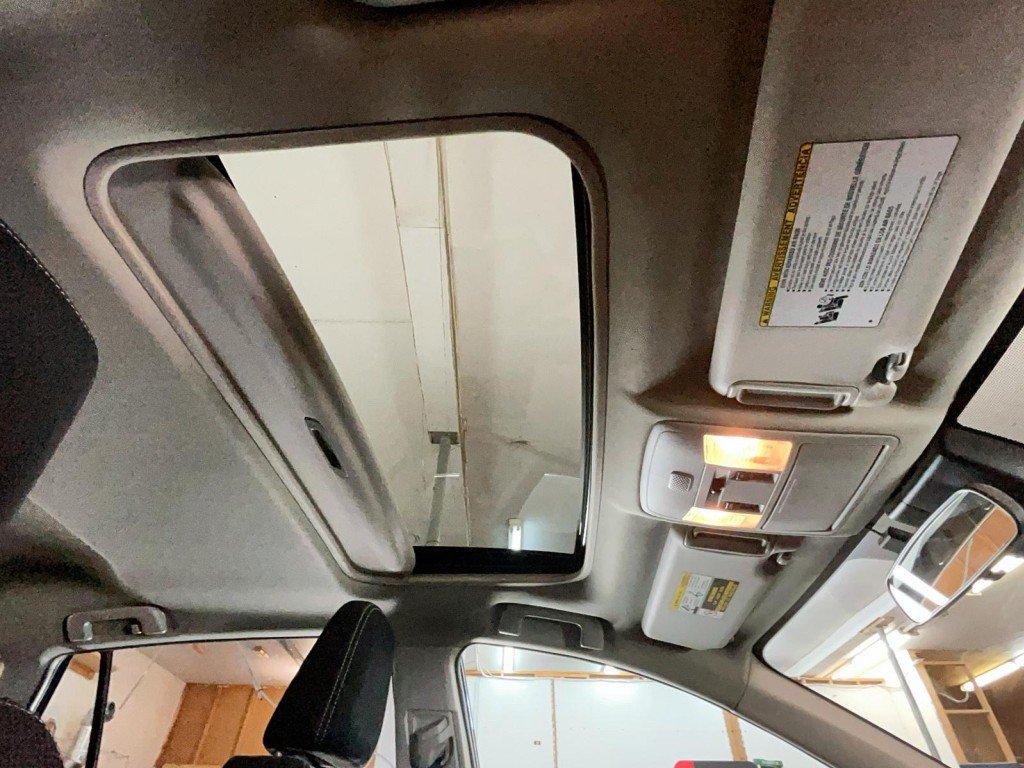 Toyota RAV4 AWD XLE 2018 Noir Rouyn-Noranda - photo #16