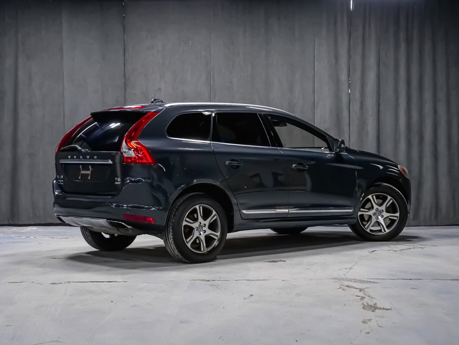 2015 Volvo XC60 T6 AWD PREMIER PLUS VOLANT CHAUFFANT CAPTEUR ANGLE MORT TOIT OUVRANT Grey