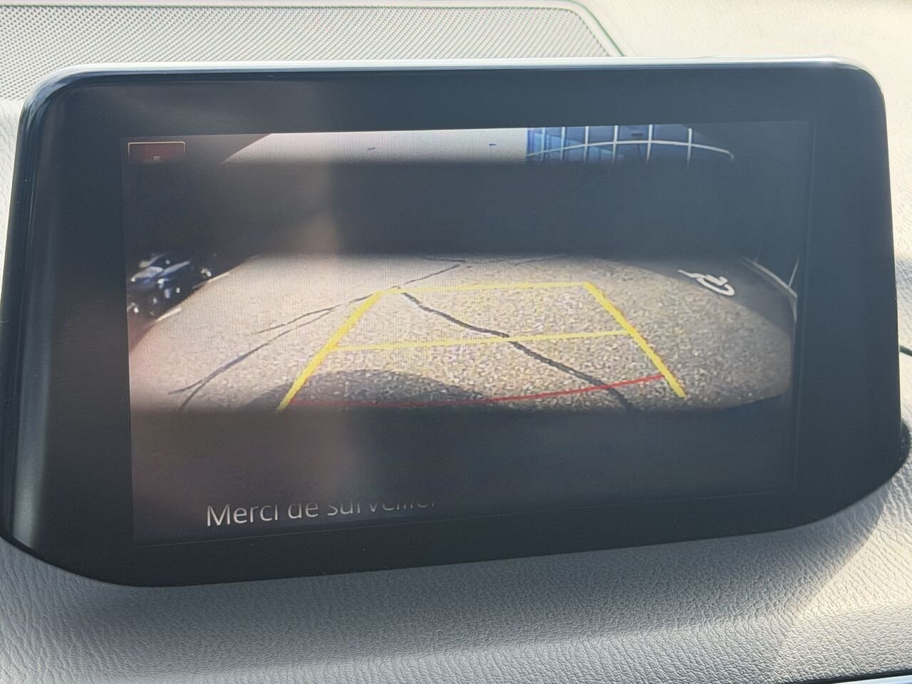 Mazda Mazda3 2017 Bleu Ste-Marie - photo #15