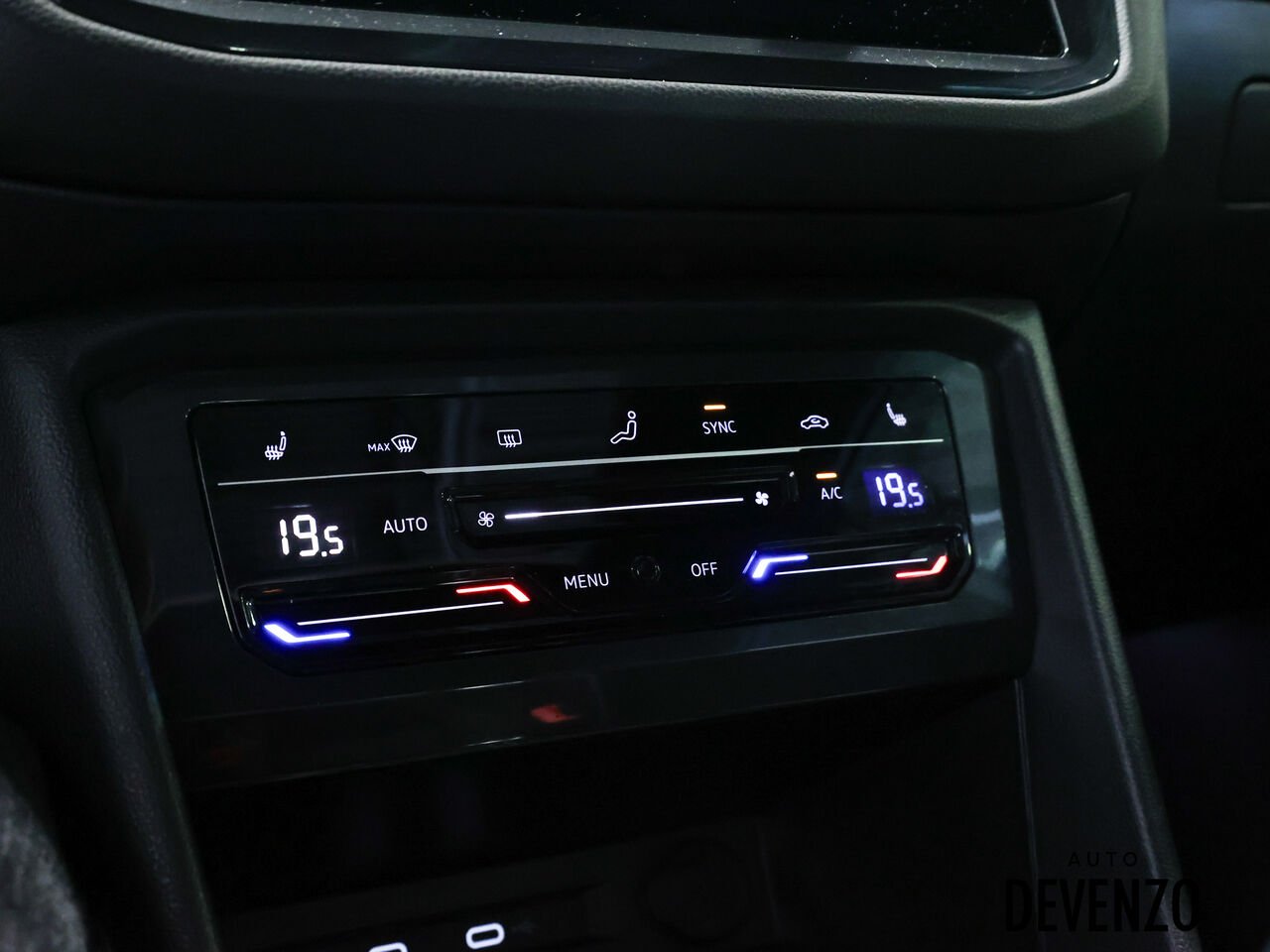 2023 Volkswagen Tiguan Silver Saint-Eustache - photo #20