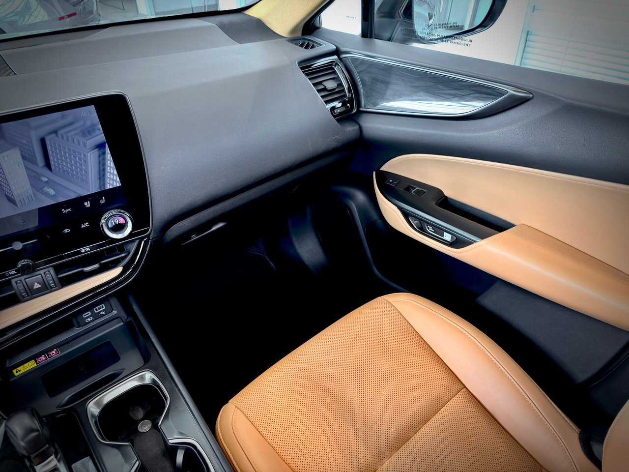 2022 Lexus NX Silver Notre-Dame-des-Prairies - photo #19