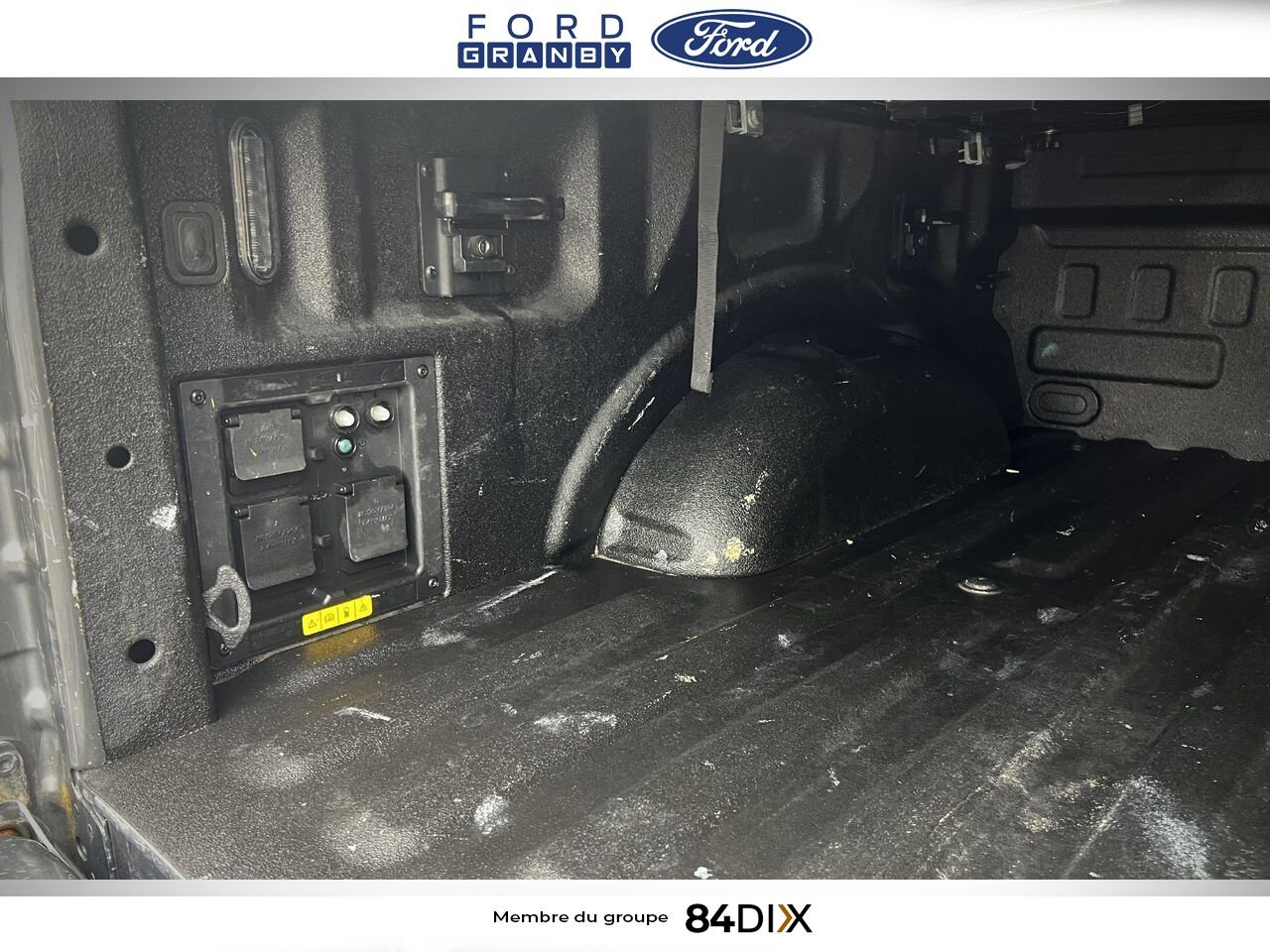2023 Ford F-150 Lightning Grey Granby - photo #10