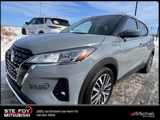 2022 Nissan Kicks SV TA, BANCS CHAUFFANT, VOLANT CHAUFFANT, CRUISE CONTROL,CAMÉRA DE RECUL. Grey