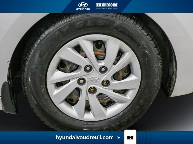 Hyundai Elantra 2017 Argent Laval - photo #30
