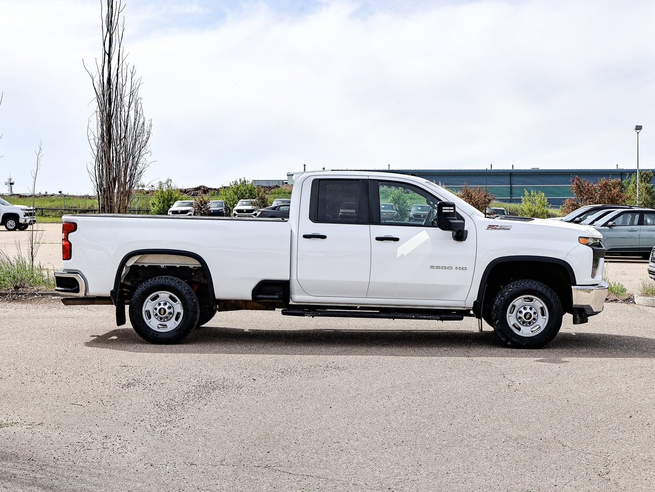 2022 Chevrolet Silverado 2500HD 4WD Double Cab 149 Work Truck White Sherwood Park - photo #13