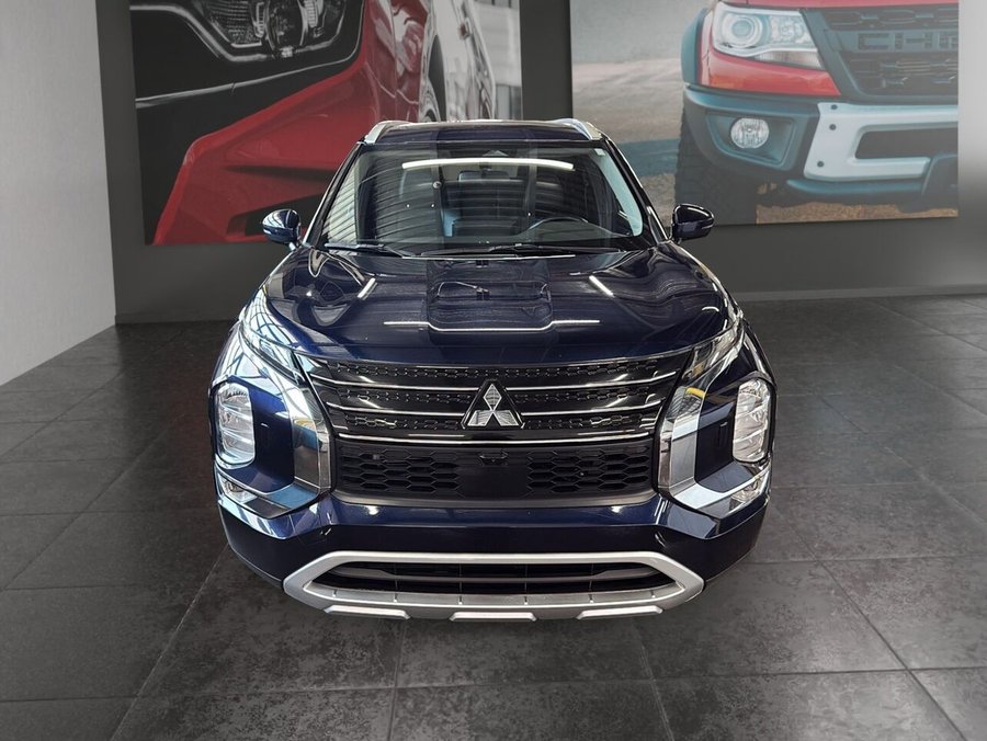MITSUBISHI OUTLANDER SE 2022