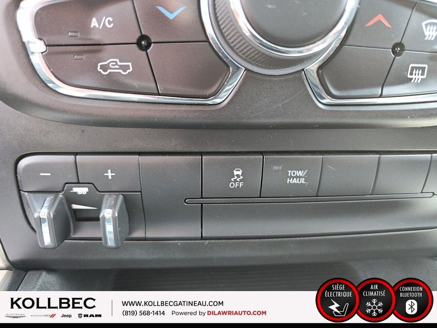 RAM 1500 *** UN PROPRIO + CLEAN CARFAX + BAS KILOMÉTRAGE*** 2014 Noir