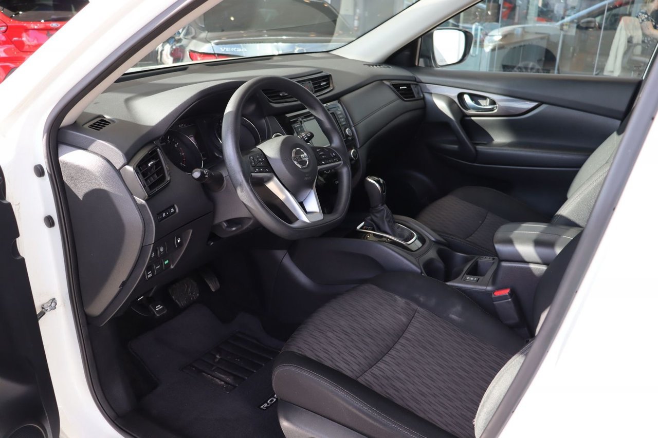 2019 Nissan Rogue VIN 5N1AT2MV8KC722875 White Baie-Comeau - photo #5