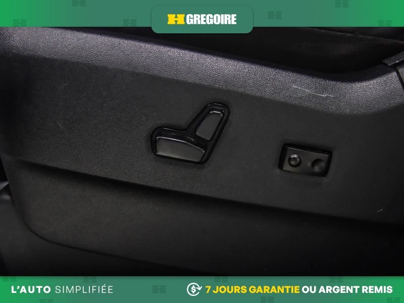 Dodge GR Caravan 821014 | Premium Plus AUTO A/C MAGS CUIR NAV CAM RECUL BLUE 2020 Noir Laval - photo #18