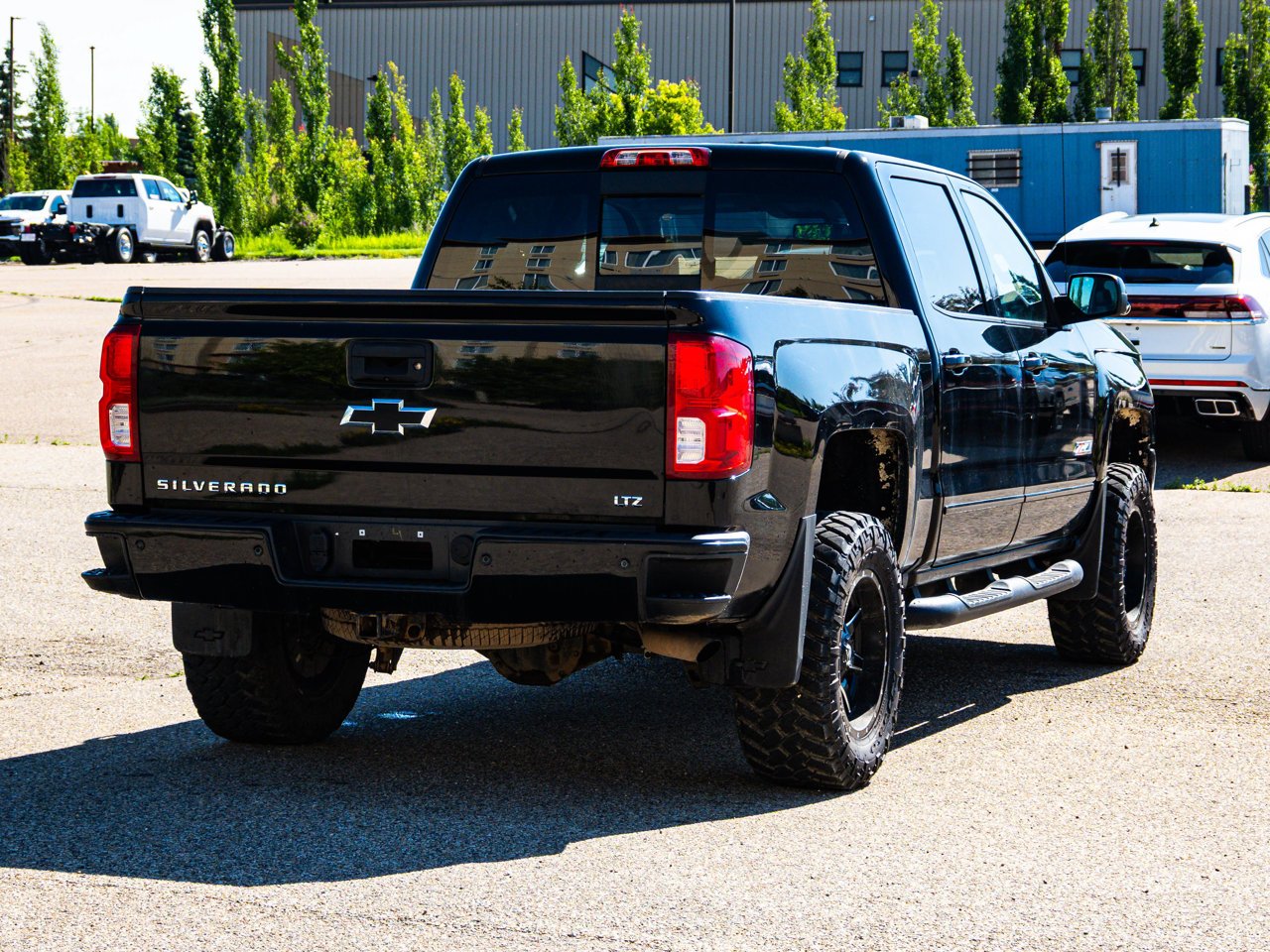 2018 Chevrolet Silverado 1500 4WD Crew Cab 143.5 LTZ w/2LZ Black Sherwood Park - photo #12