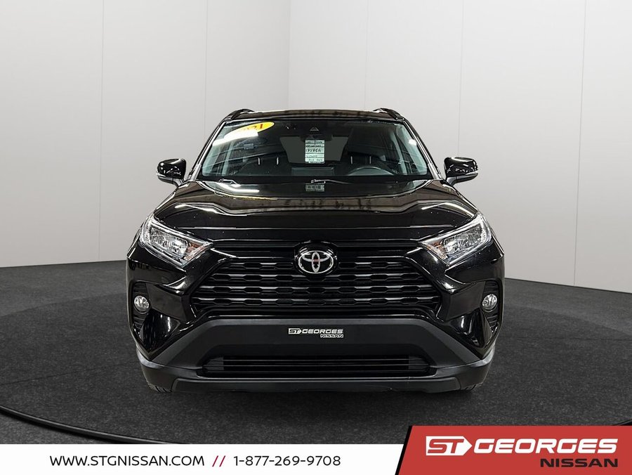 2021 Toyota RAV4 2021 Black