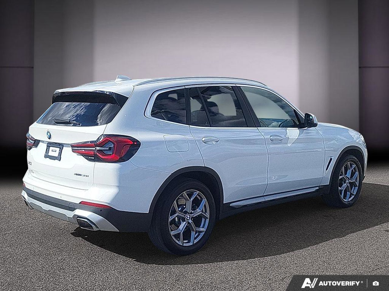 2023 BMW X3 5UX53DP01P9S45940 White Mirabel - photo #4