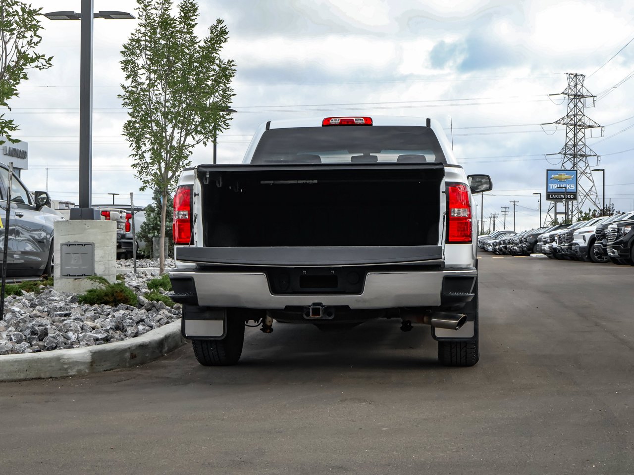 2016 GMC Sierra 1500 4WD Crew Cab 143.5 SLE White Sherwood Park - photo #8