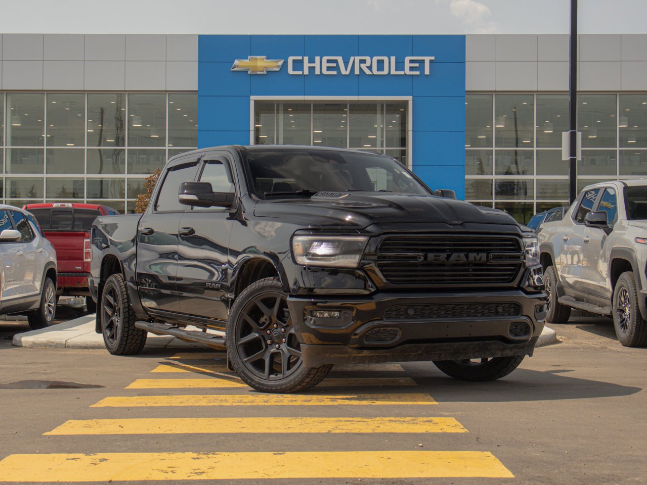 2022 Ram 1500 Sport 4x4 Crew Cab 5'7 Box Black Sherwood Park - photo #1