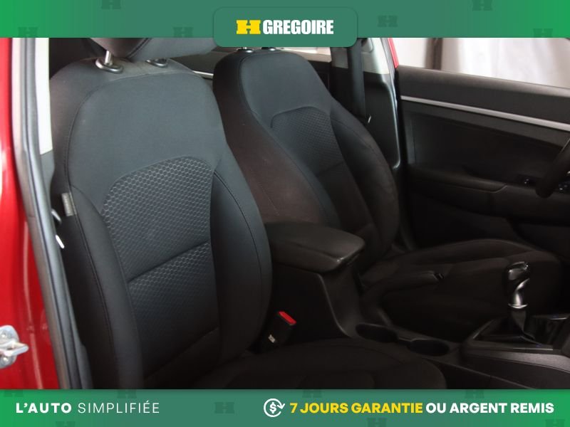 Hyundai Elantra 820783 | Essential A/C CAM RECUL BLUETOOTH 2019 Rouge Laval - photo #28