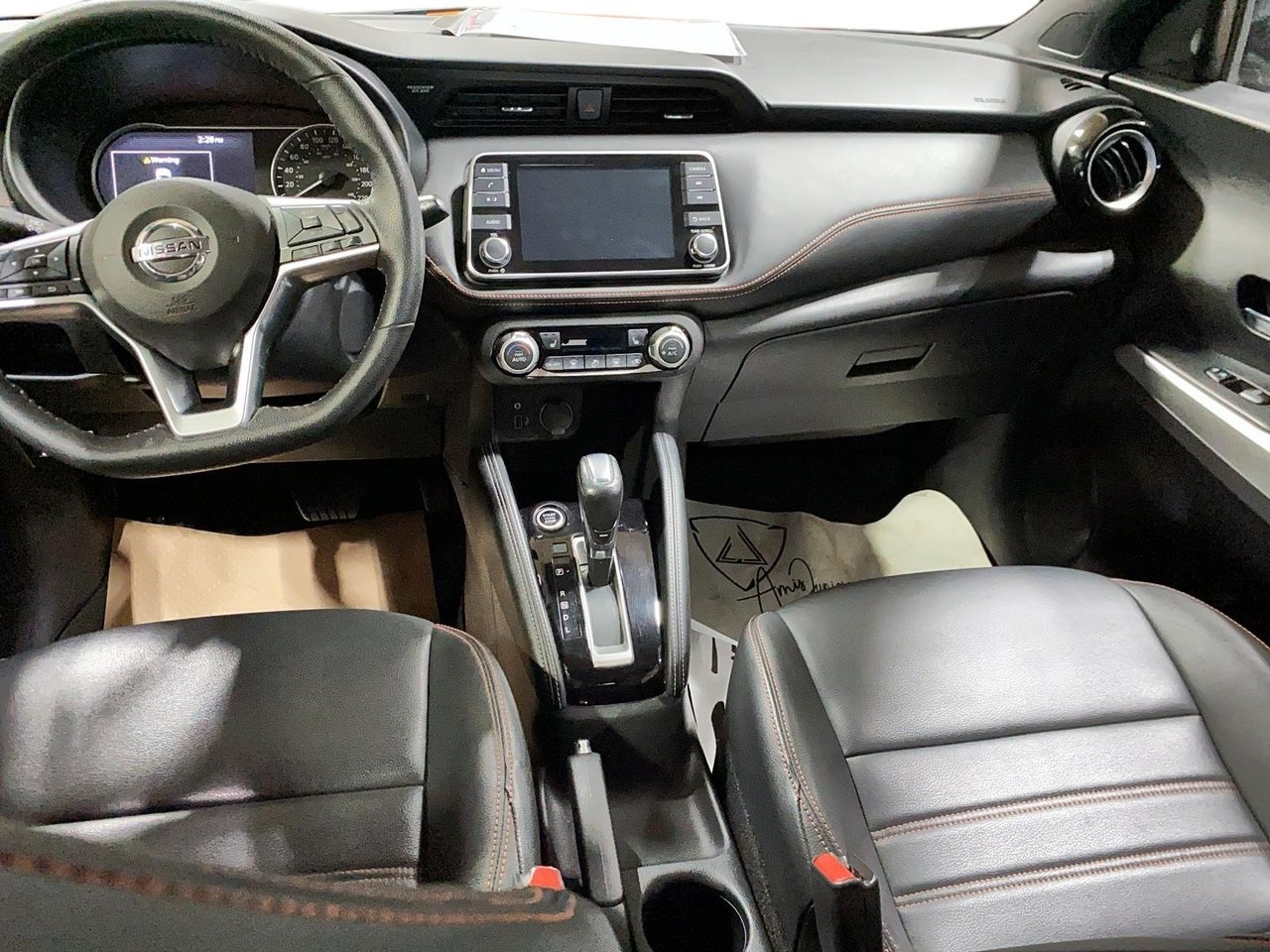 Nissan Kicks NIV 3N1CP5DV9LL578667 2020 Gris Chicoutimi - photo #9