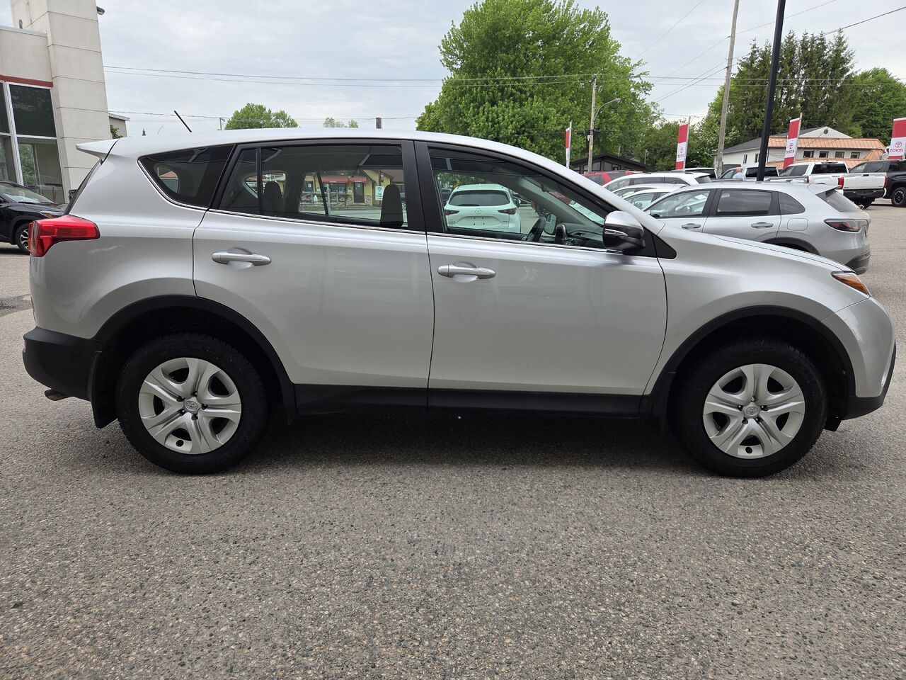 Toyota RAV4 2015