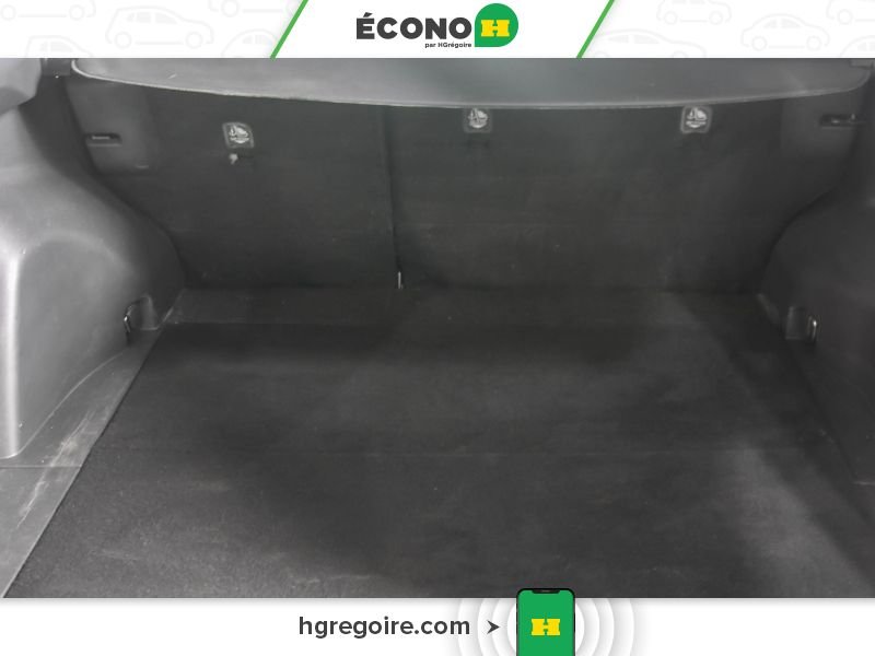 Toyota Rav 4 821073 | HYBRID XLE AWD TOIT MAGS CAM RECULE 2024 Blanc Laval - photo #23