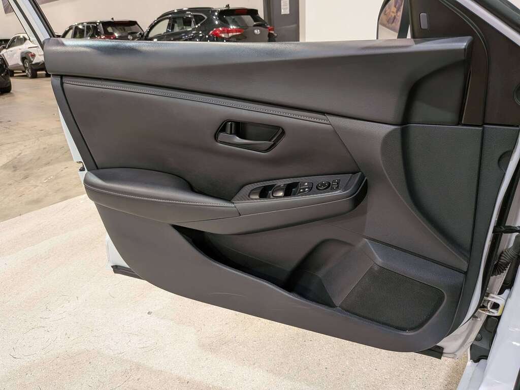 2024 Nissan Sentra S Plus CVT White Val-David - photo #30