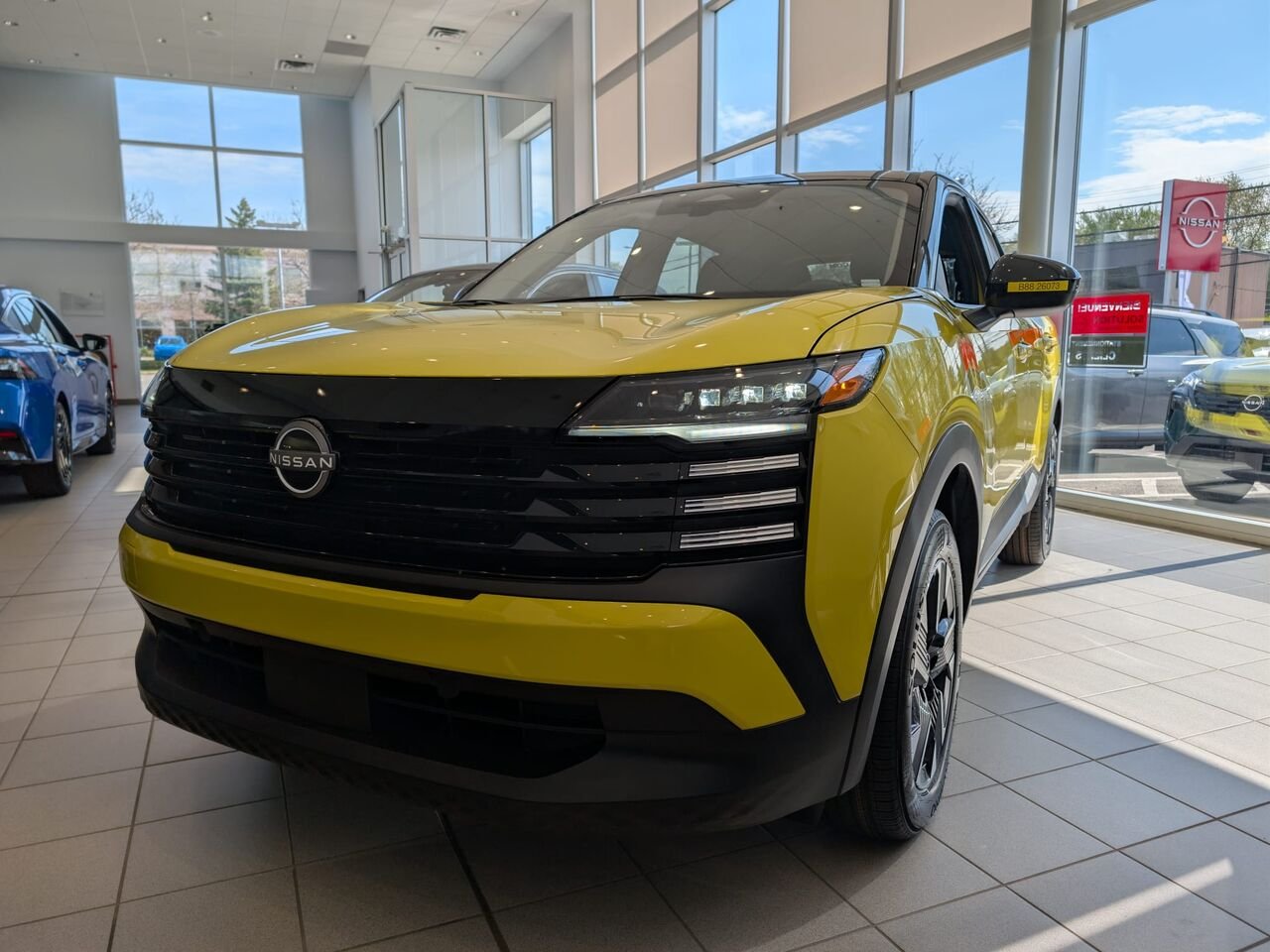 NISSAN Kicks KICKS SV 2026 Jaune yuzu métallisé/Noir intense Châteauguay - photo #0