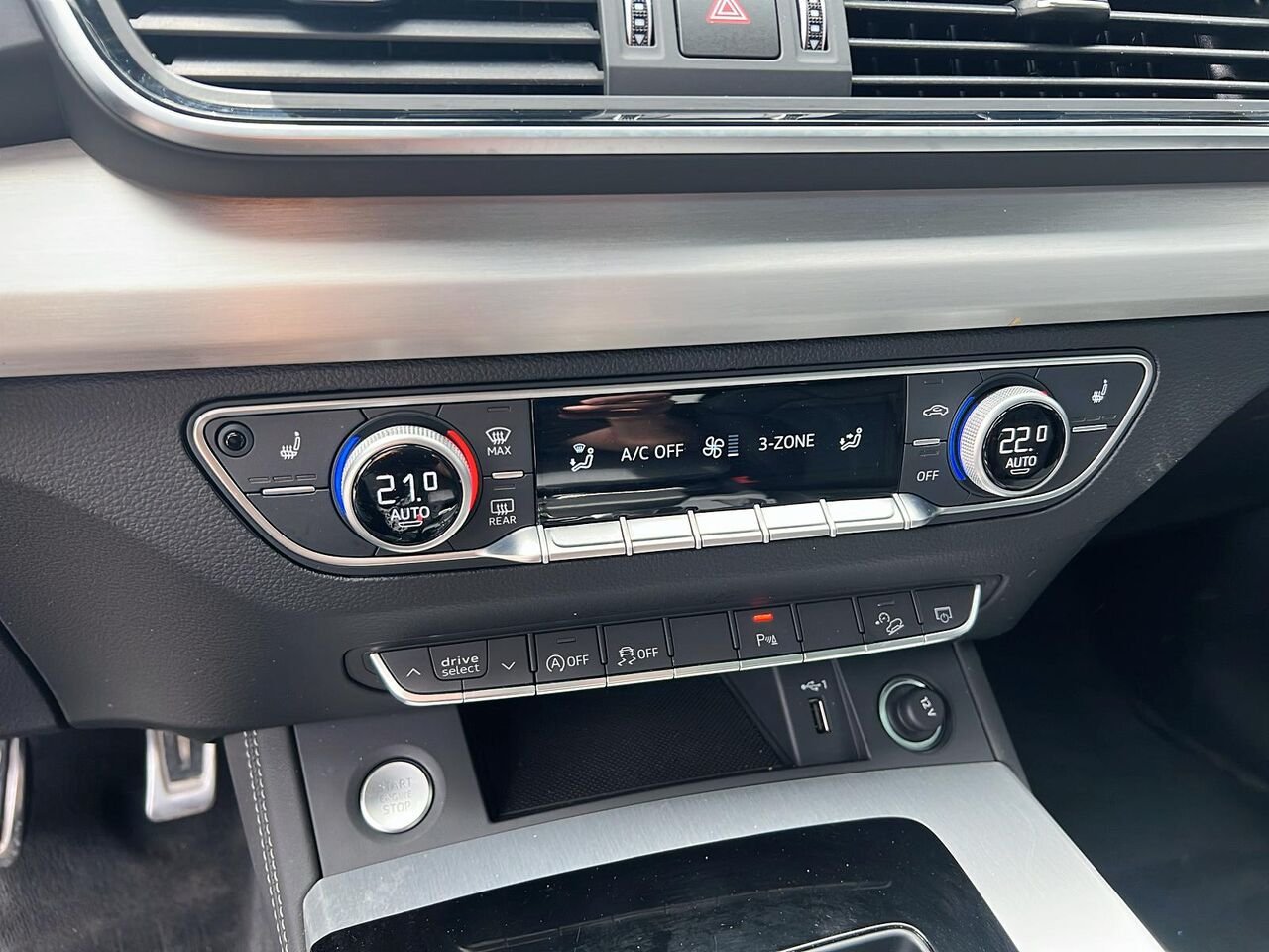 2025 Audi Q5 Sportback PROGRESSIV Grey Québec - photo #15