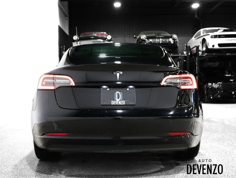 2022 Tesla Model 3 Standard Range RWD 2022 Black