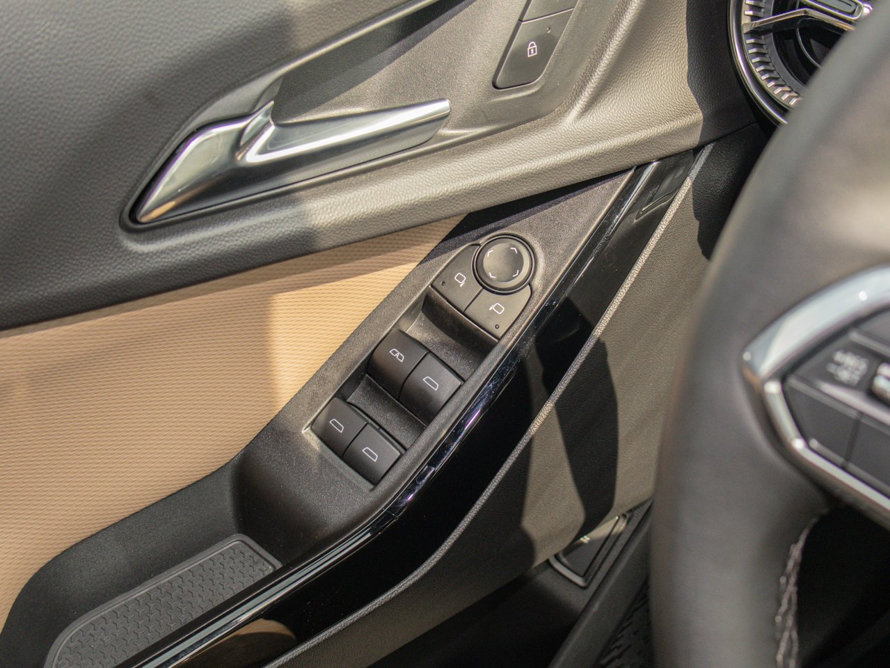 2025 Chevrolet Equinox AWD 4dr ACTIV Black Sherwood Park - photo #19