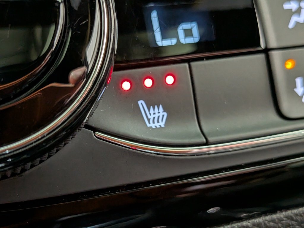 Buick Envista FWD 4dr Sport Touring 2024 Noir Val-David - photo #2
