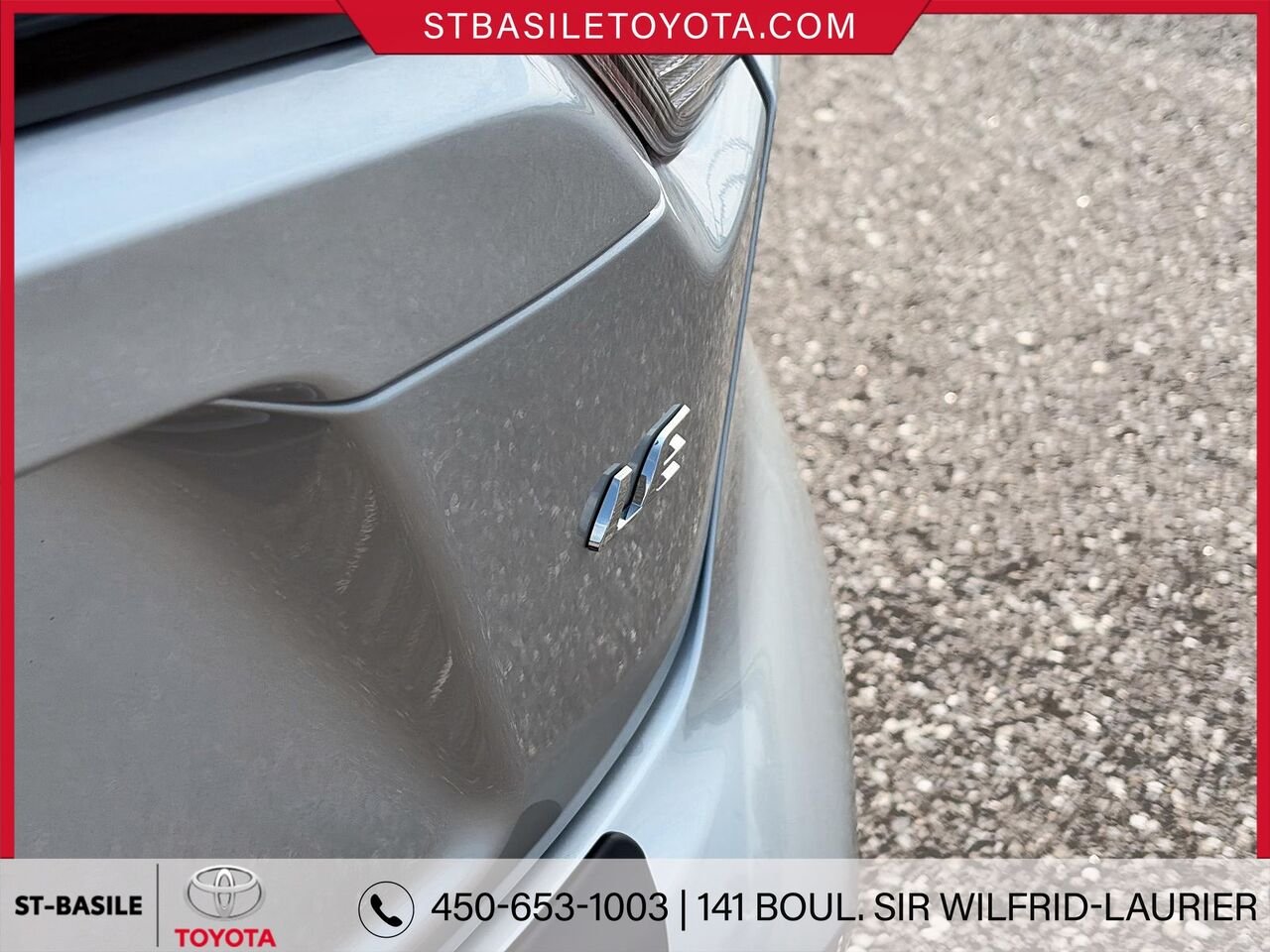 2026 TOYOTA COROLLA Silver Saint-Basile-le-Grand - photo #5