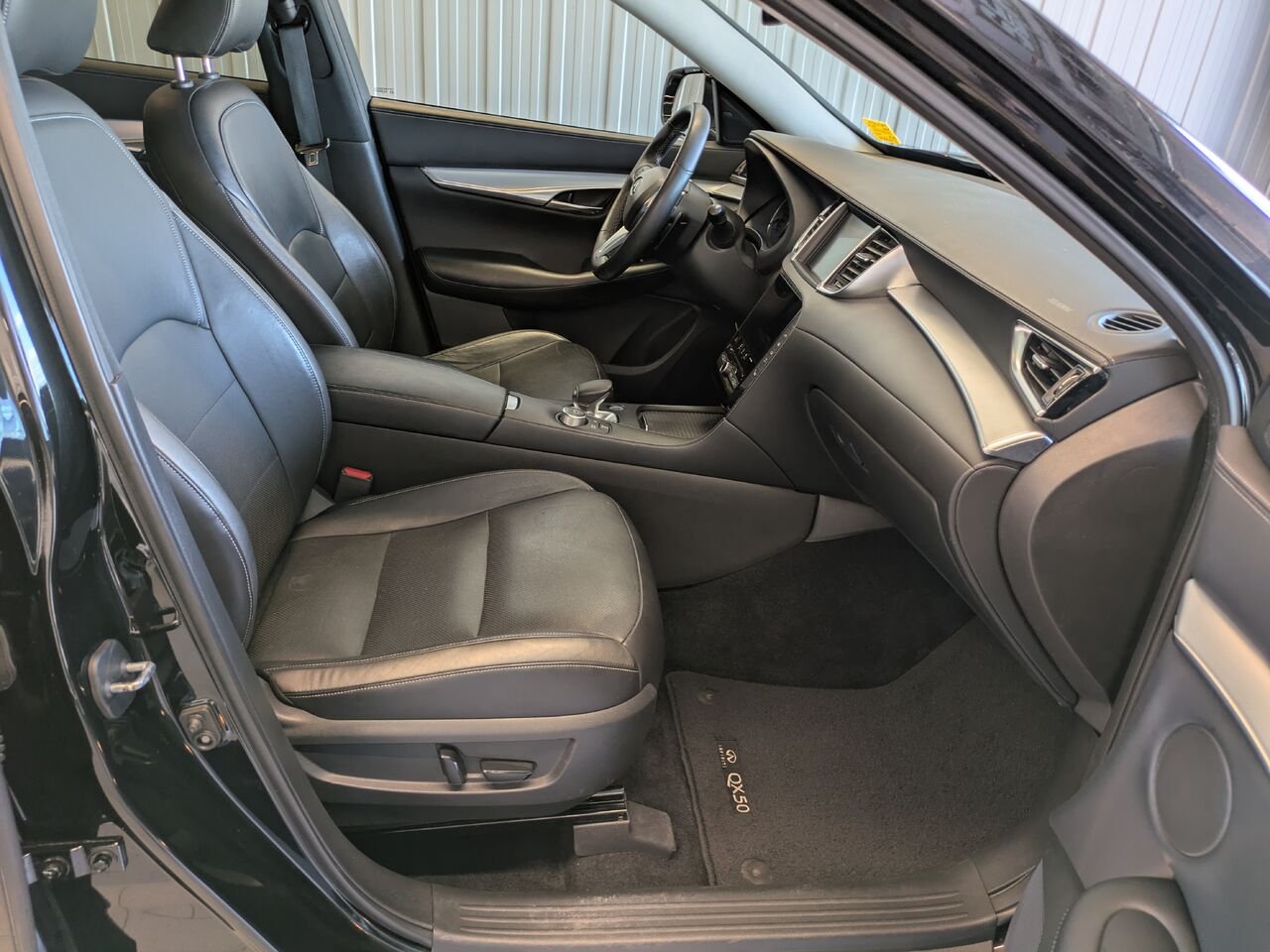INFINITI QX50 2019 Noir Gatineau - photo #16