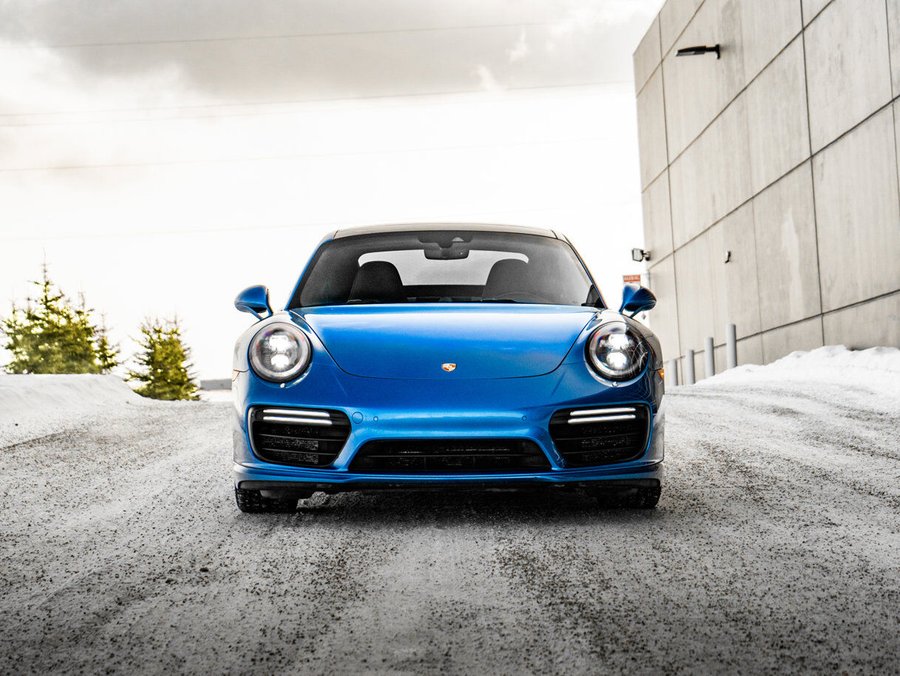 2018 Porsche 911 2018 Blue