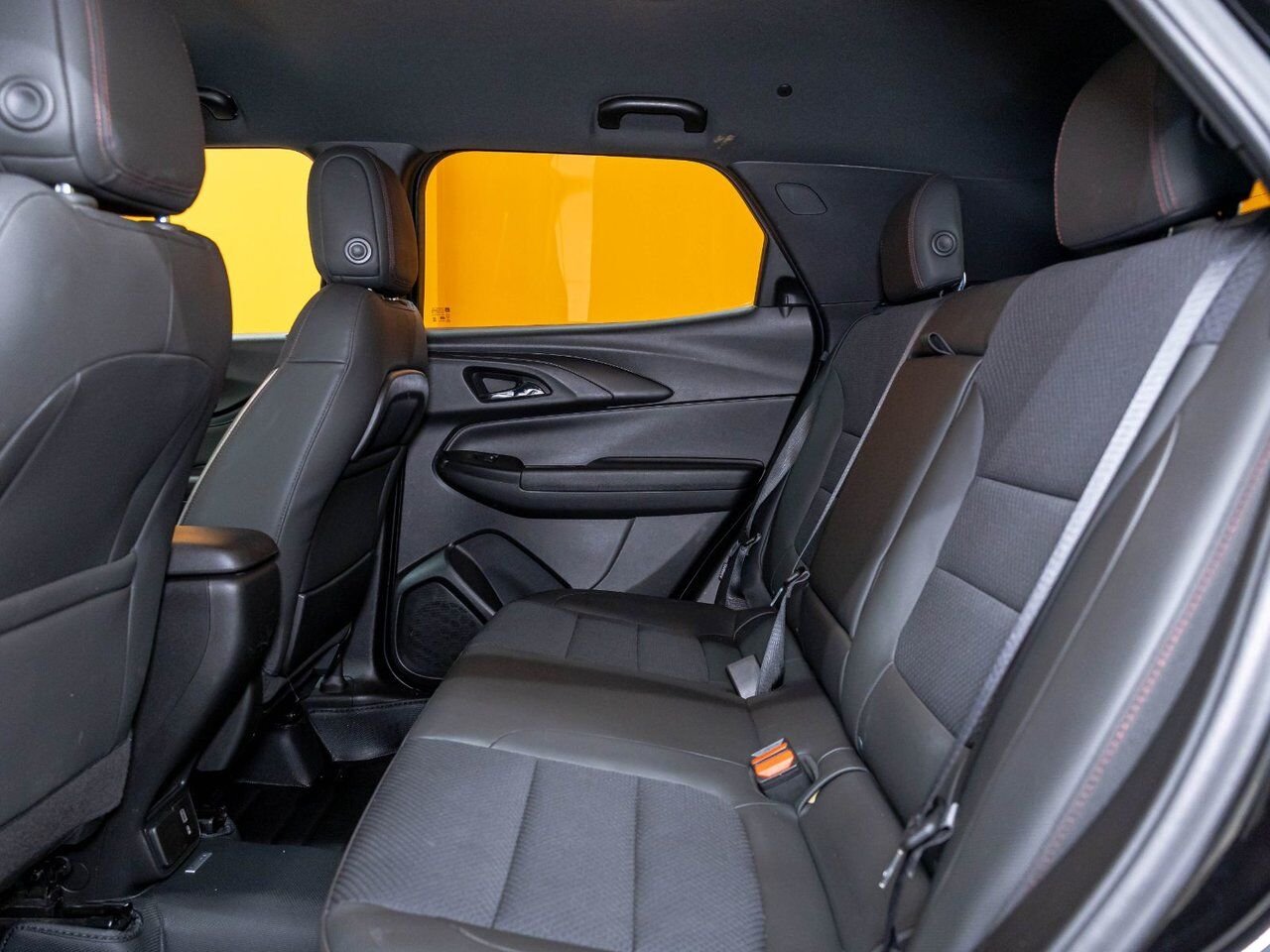 Chevrolet Trailblazer RS AWD *SIÈGES CHAUFF* CARPLAY GR TECH WIFI USB 2021 Noir Saint-Jérôme - photo #26
