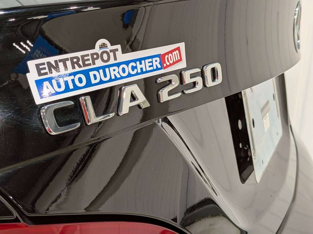 2019 Mercedes-Benz CLA CLA 250 4MATIC Coupe Black Val-David - photo #32