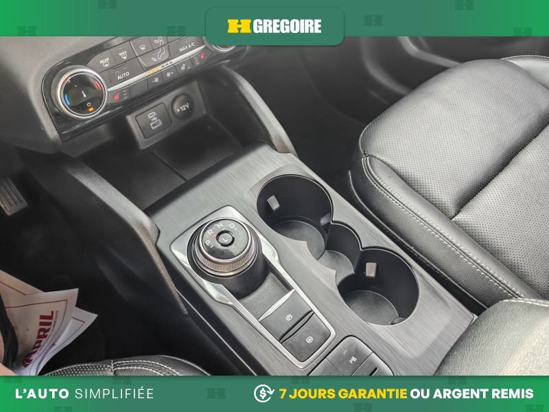 2022 Ford Escape Grey Blainville - photo #18