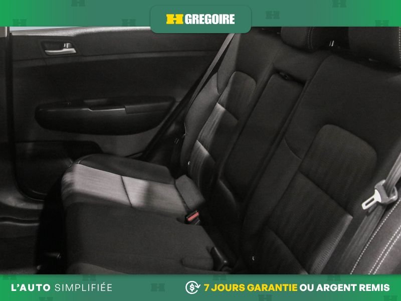 Kia Sportage 821935 | LX FWD AUTO AC MAGS GR ELECT CAM RECUL BLEUTOOTH 2020 Blanc Laval - photo #25