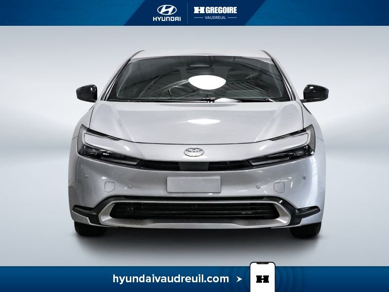 2026 Toyota Prius Silver Saint-Eustache - photo #2