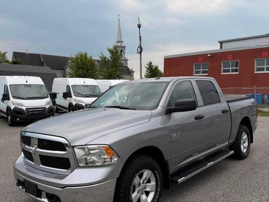 RAM 1500 Classic 2022 2022 Gris