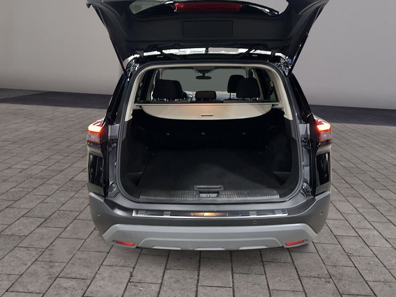 Nissan ROGUE SV TI TOIT OUVRANT 2023 Noir Québec - photo #5